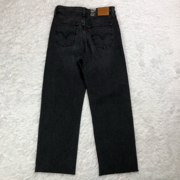 Levi’s Ribcage Straight Cropped Gray Jeans REVOLVE - Picture 6 of 8